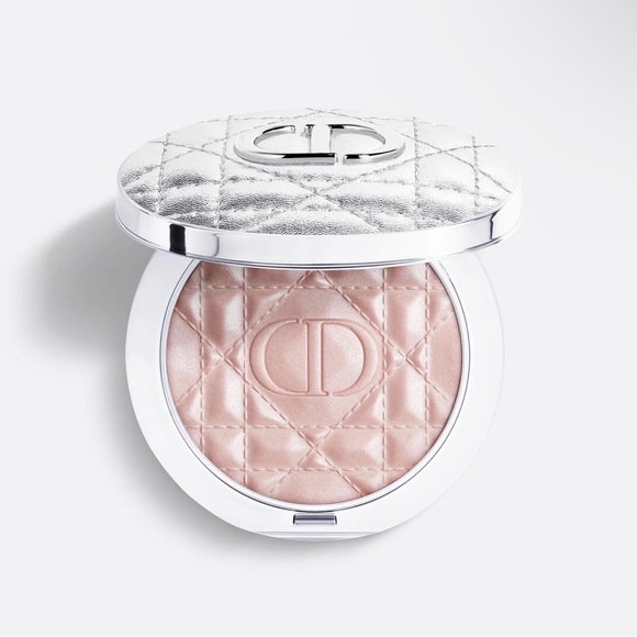 Dior Pink Halo Luminizer